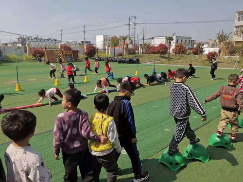 教师游戏户外,教师引导下的幼儿自主游戏实践与策略