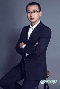 黄喆游戏,跨越次元的巨人世界与性转冒险